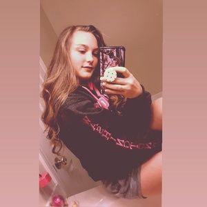 Meet your Posher, Alizabeth